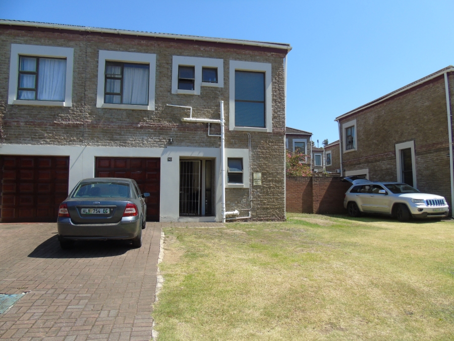 3 Bedroom Property for Sale in Abbotsford Eastern Cape